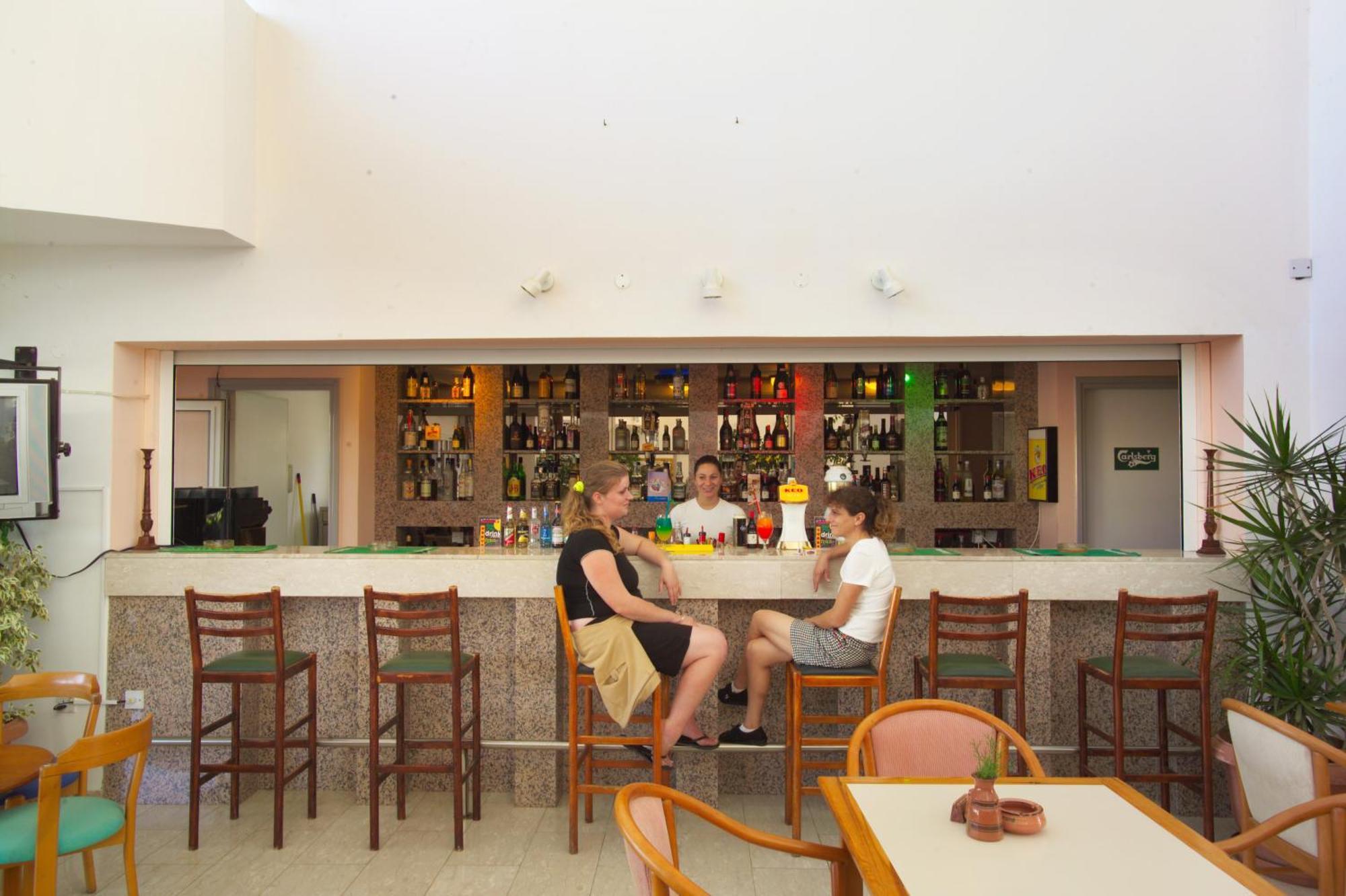 Pola Costa Beach Hotel Apts - Adults Only Protaras Esterno foto